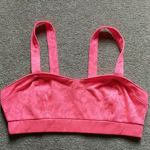 American Eagle Outfitters Other - American eagle Coral sports bra American Eagle Outfitters Other - American eagle Coral sports bra